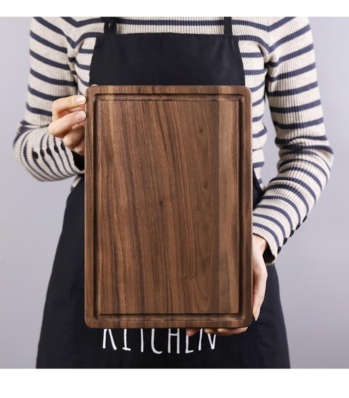 Tabla de Corte de Nogal Negro: Elegancia Natural en Cocina