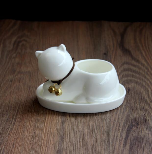Maceta de Gatito Cerámica: Encanto para Plantas Pequeñas