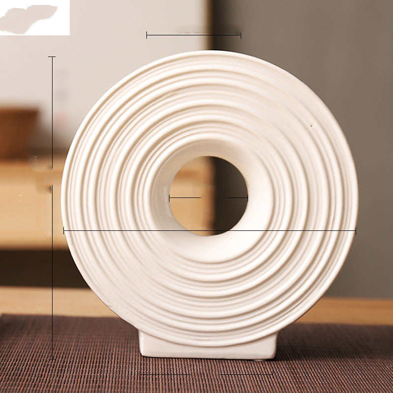 Jarrón Japonés Minimalista: Elegancia y Armonía