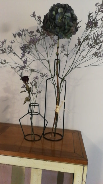 Florero Nórdico Moderno: Elegancia Minimalista para tu Hogar
