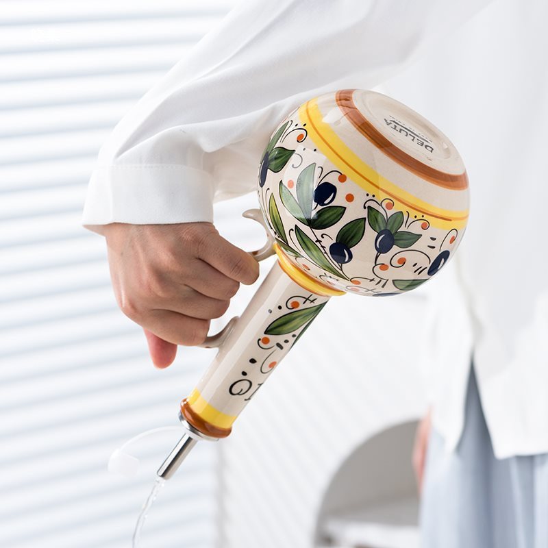 Botella de Porcelana para Aceite y Vinagre: Cocina con Estilo