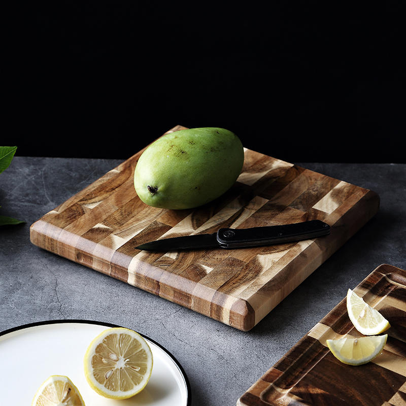 Tabla de Corte de Madera Maciza: Estilo y Durabilidad