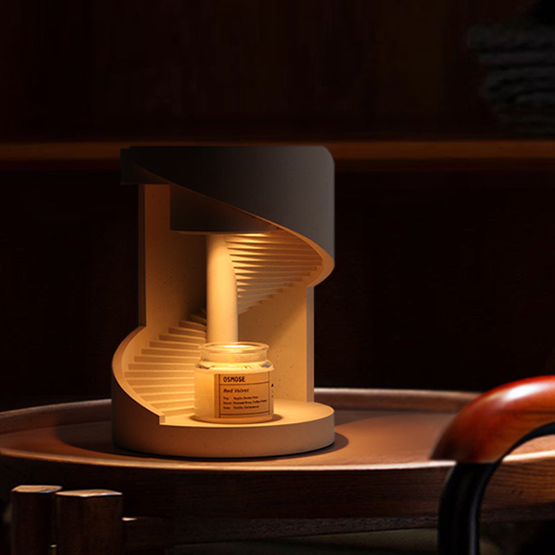 Lámpara de Noche con Escalera Redonda: Decorativa y Única