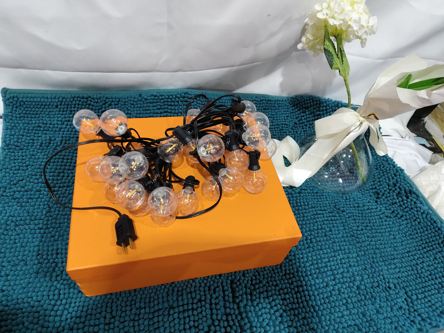 Luces LED Impermeables para Exterior: Jardín y Patio Encantador